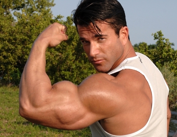 Sagi Kalev Walk In The Park Male Bodybuilders And Muscle Videos At